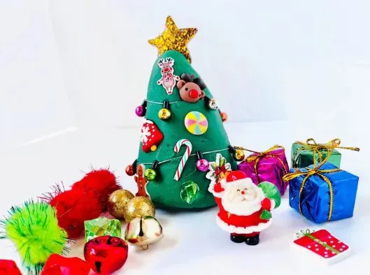 Christmas Tree Playdough Kit