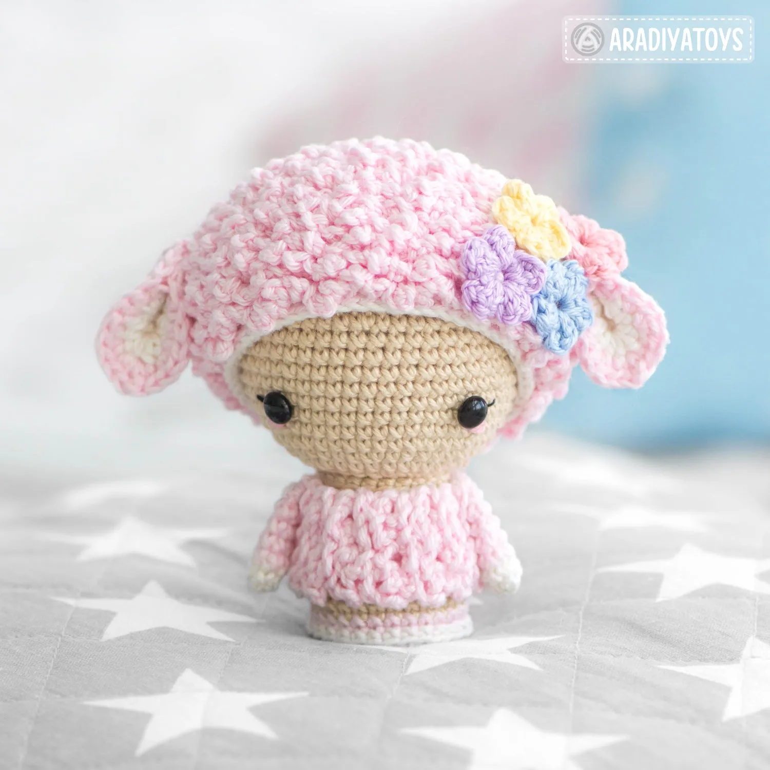 Mini Wendy the Lamb from "AradiyaToys Minis” collection / small doll crochet pattern by AradiyaToys (Amigurumi tutorial PDF file)