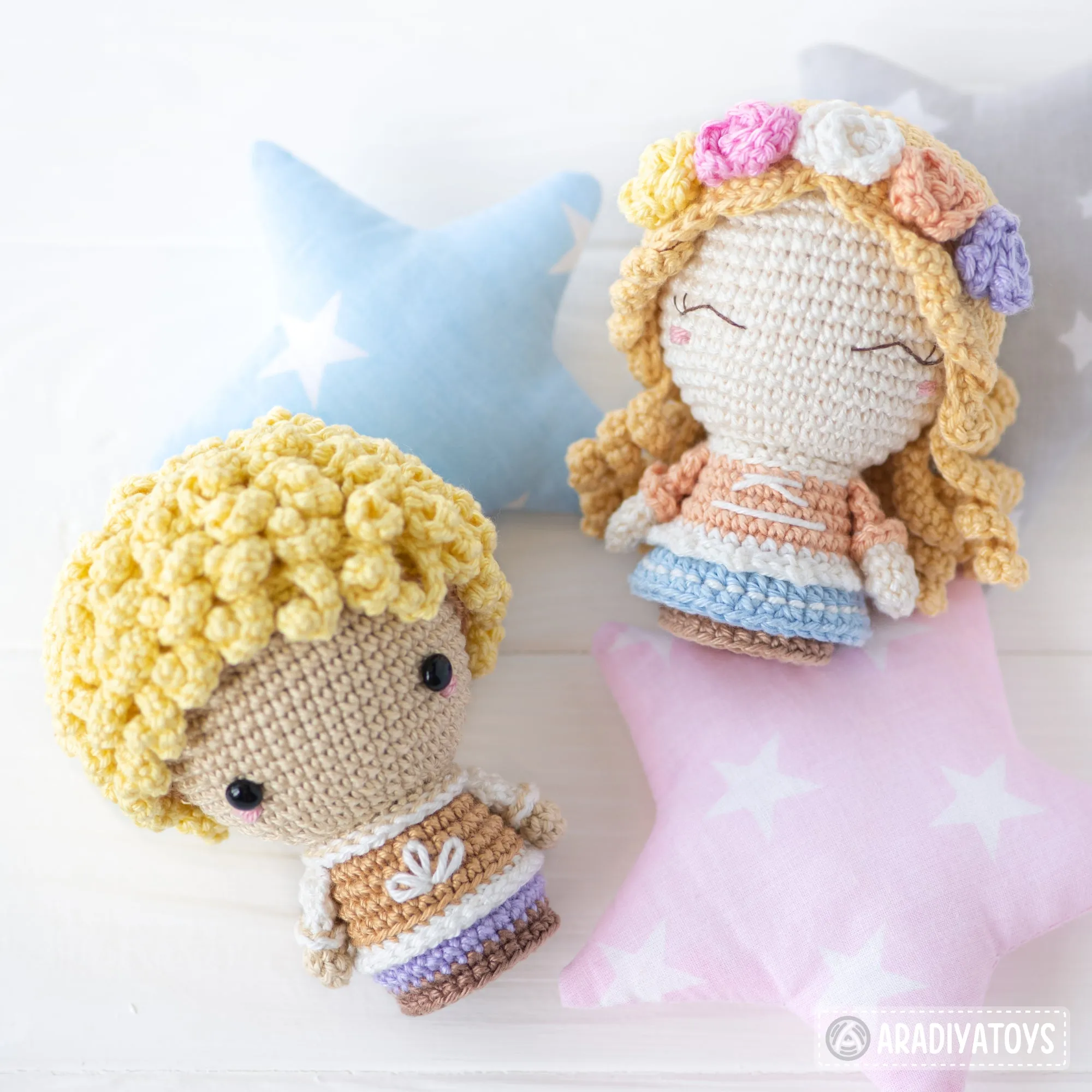 The Lost Prince and Princess from “AradiyaToys Minis” collection / crochet pattern by AradiyaToys (Amigurumi tutorial PDF file)